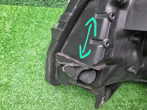 Фара правая Suzuki Vitara 2 (2014-2024) LED