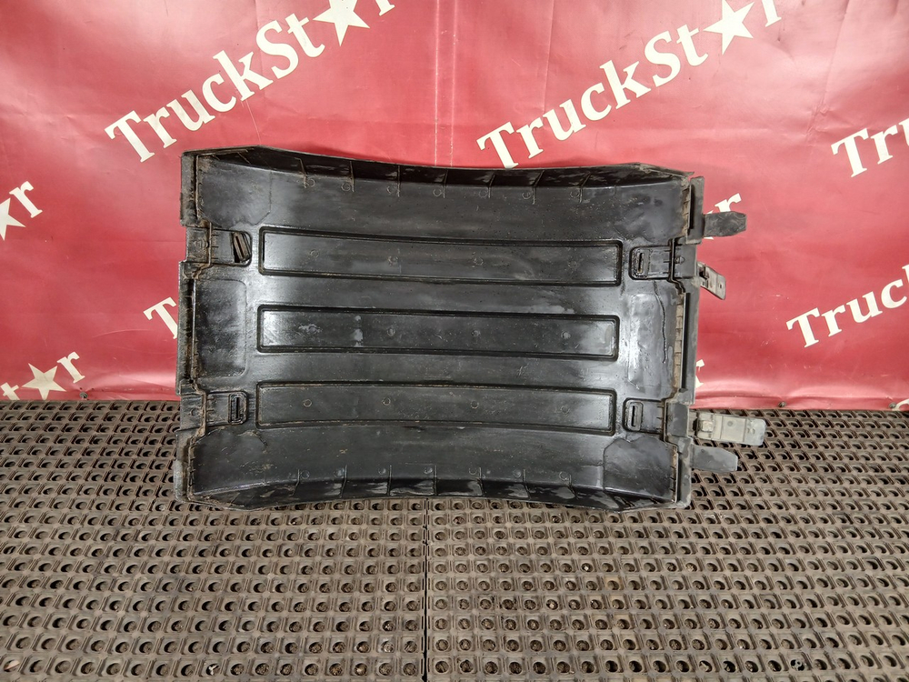 Крыло заднее верхняя часть