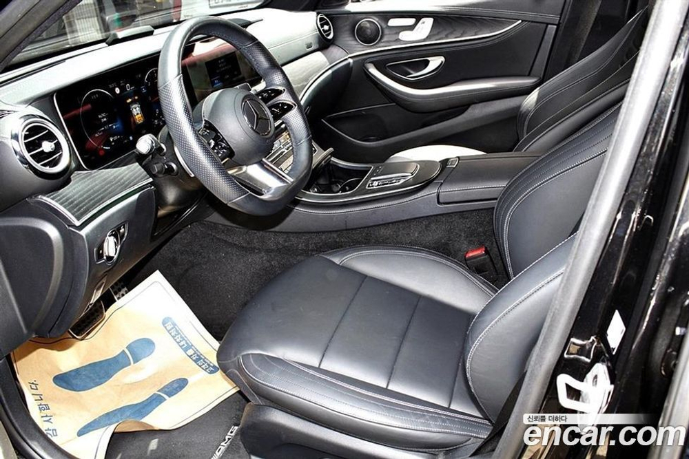 Mercedes-Benz E-Class W213 E220d 4MATIC AMG Line (12.2020)