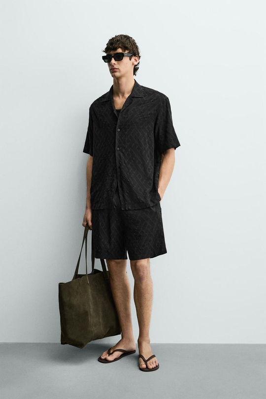 ZARA ШОРТЫ ИЗ ЖАККАРДА С ГЕОМЕТРИЧЕСКИМ РИСУНКОМ, ЧЕРНЫЙ