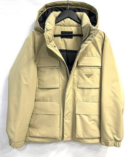 Пуховик Prada