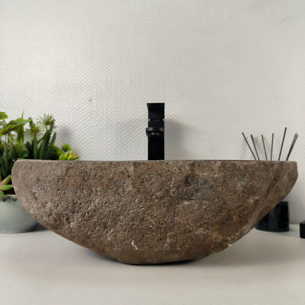 Раковина из речного камня RS-65036 51*35*16 0857