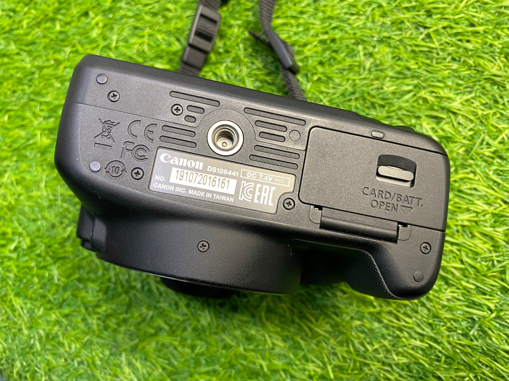 Canon EOS 100D + 18-55mm IS STM Покупка/Продажа