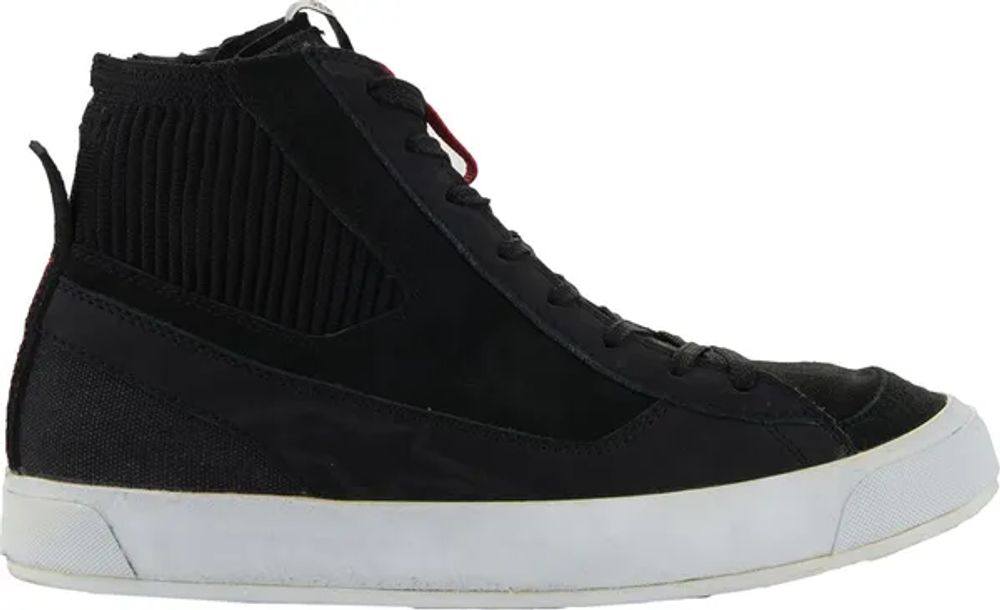 Stated / Черный