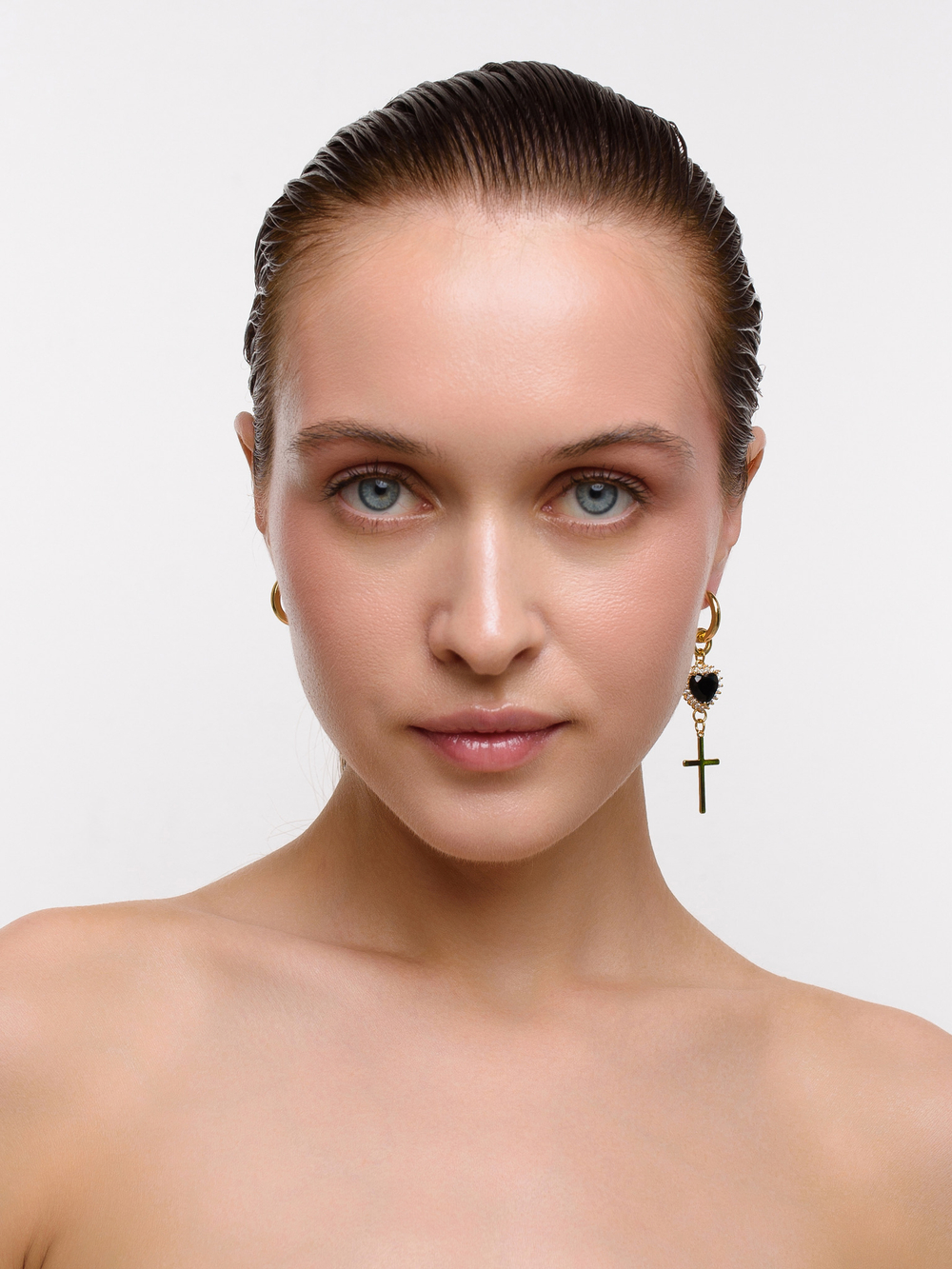 Моносерьга "Cross" Soul" с черным цирконием Gold