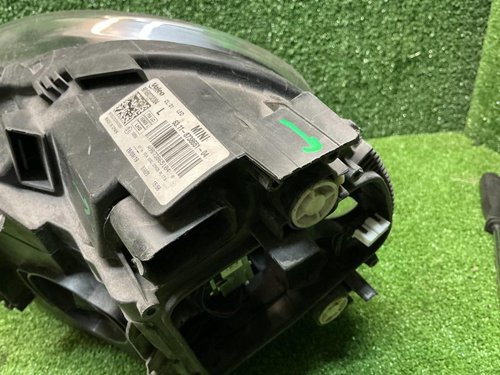 Фара левая Mini Hatch F56 (2018-2021) LED