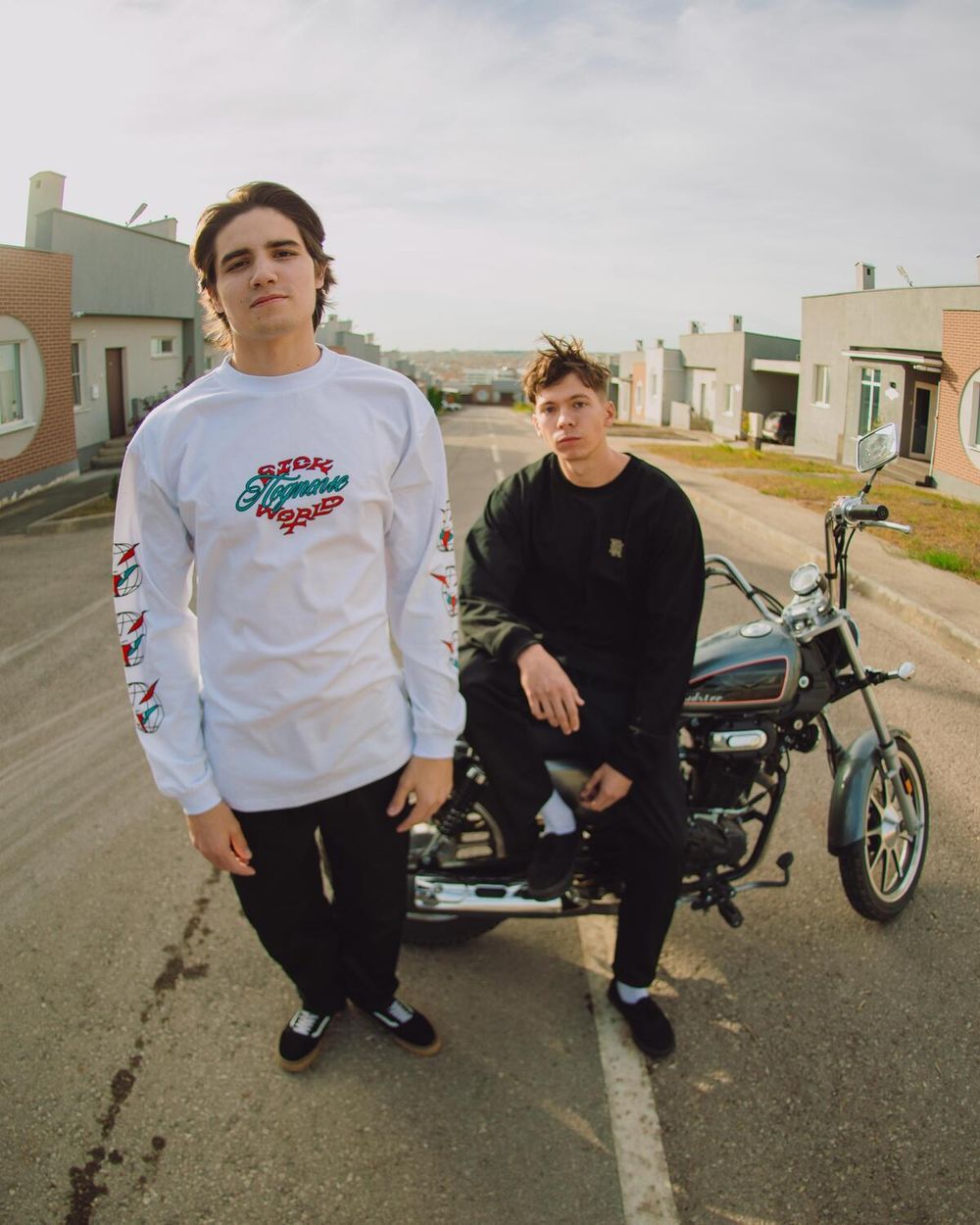 Лонгслив Подполье черный