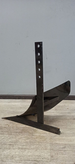 Плуг FORZA средний, стойка 10*500 мм. ширина захвата 200 мм. без сцепки