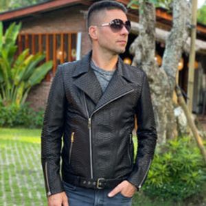 Куртки из кожи питона