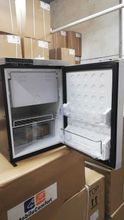 Компрессорный автохолодильник MobileComfort MCR-50S серебристый