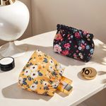 Косметичка на магнитной застежке