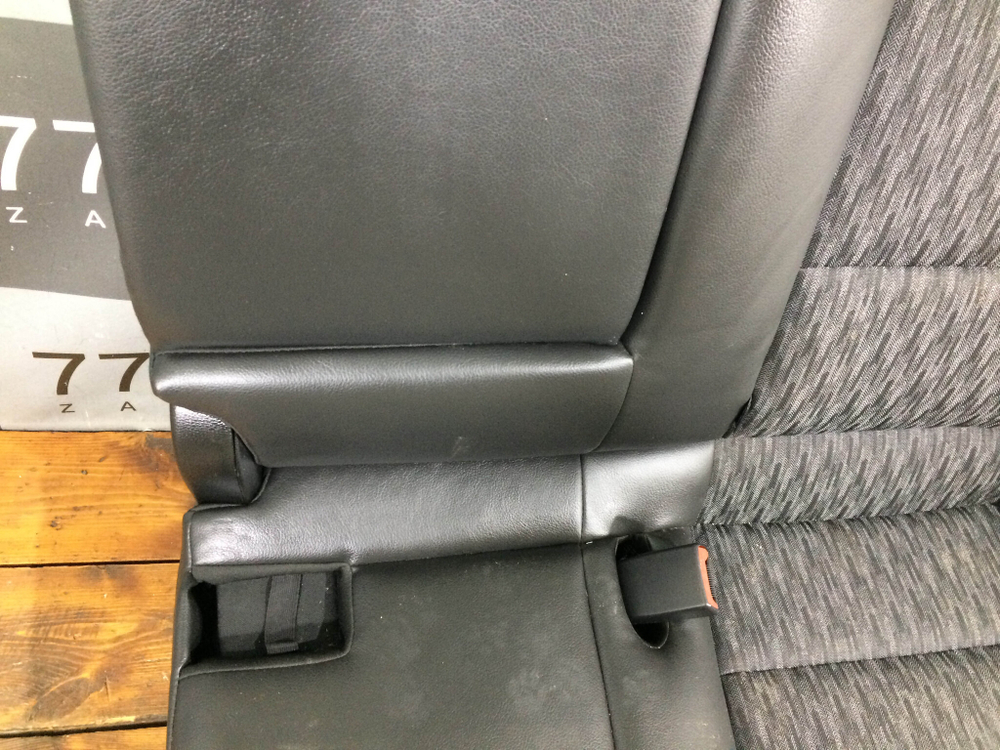 Сиденье заднее GAC GS8 1 16-нв Б/У Оригинал 6330060cad1400