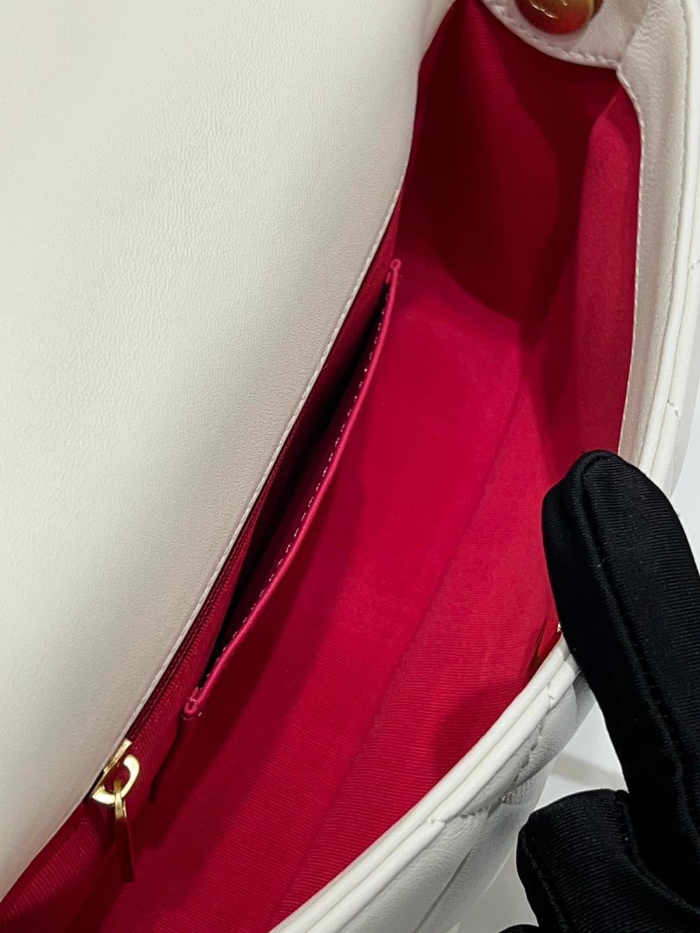 Chane1 Flap Bag 21 cm