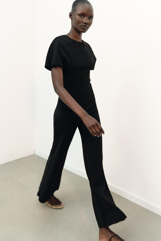 ZARA ЭЛАСТИЧНЫЕ БРЮКИ С ШИРОКИМИ ШТАНИНАМИ, ЧЕРНЫЙ