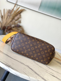 Louis Vuitton Neverfull Inside Out MM
