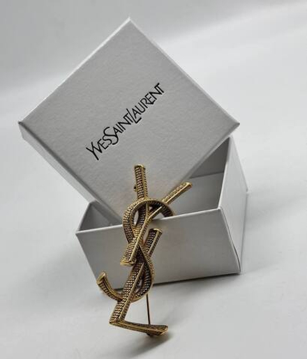 Брошь Yves Saint Laurent