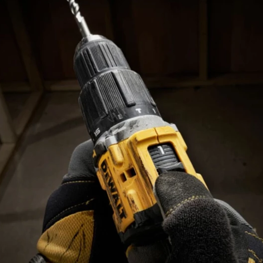 DeWalt DCD100YP2T аккумуляторный шуруповерт (2 x 5 Ач, ЗУ) DCD100YP2T-QW