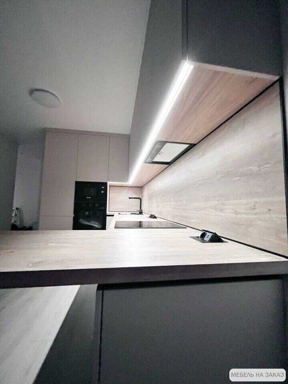 Кухня с барной стойкой на заказ