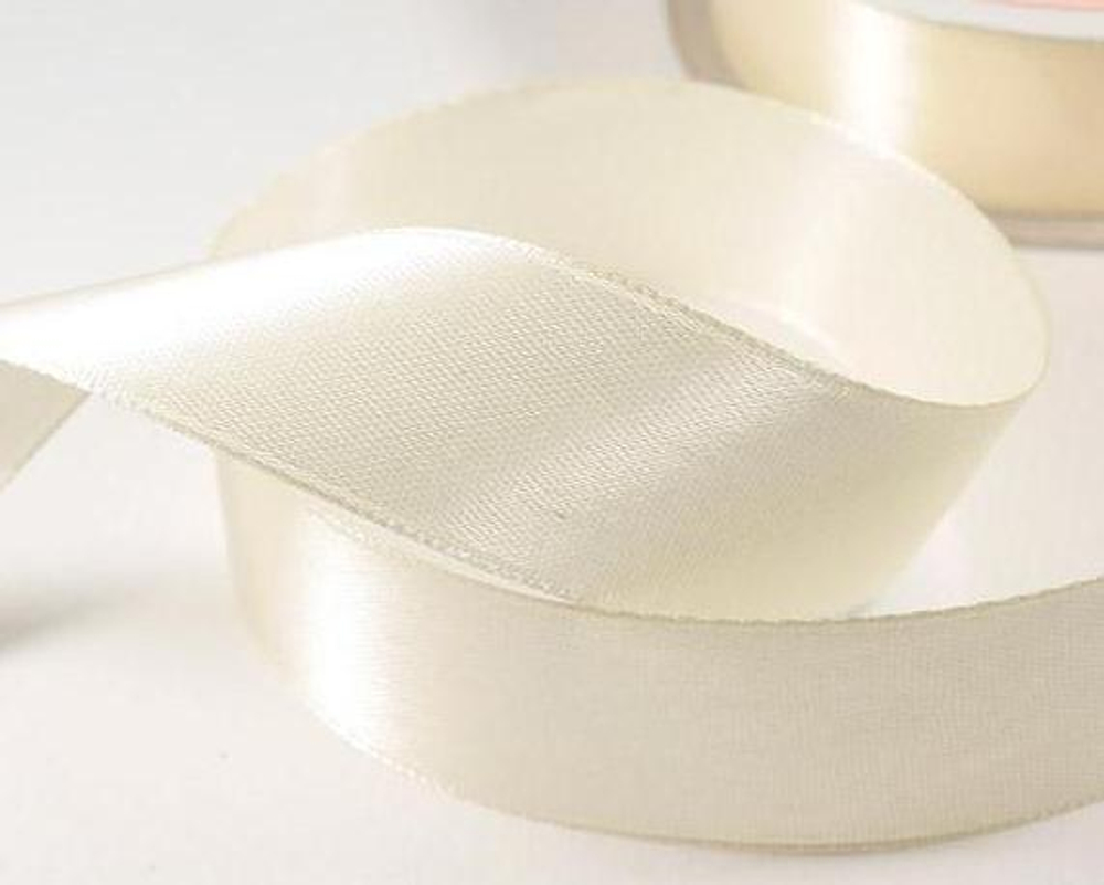 Лента атласная 25мм ВИС цв. 001