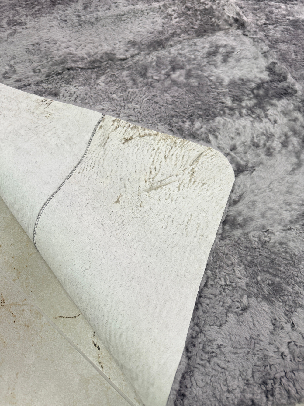 Ковер прямоугольный натуральный мех овчина, 200 х 170 см.