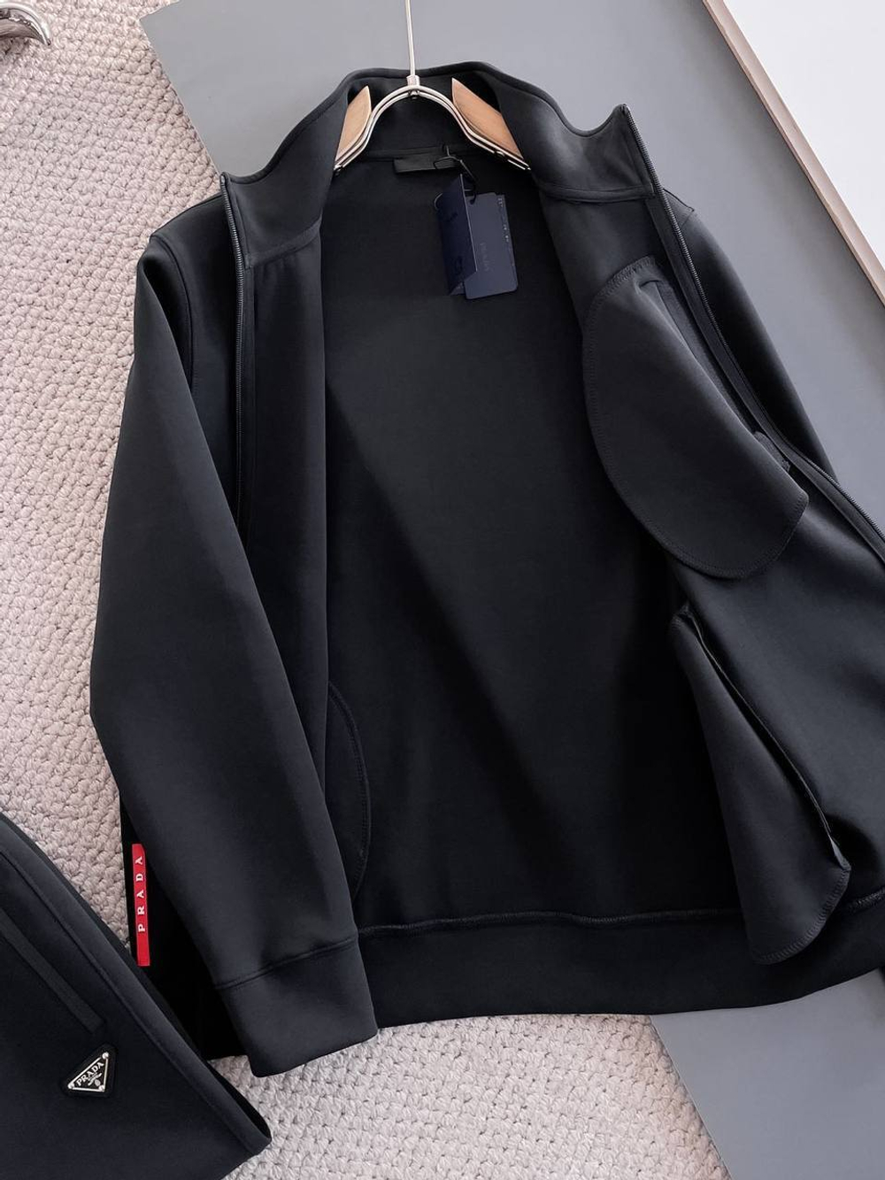 Спортивный костюм Prada