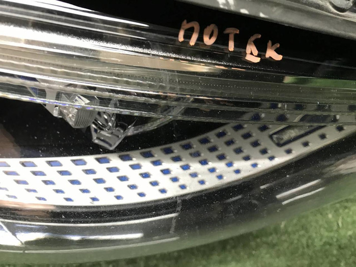 Фара правая Mercedes S W223 (20-нв) Digital Light