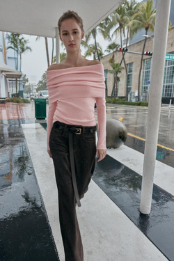 ZARA СВИТЕР С ОТКРЫТЫМИ ПЛЕЧАМИ, СВЕТЛО-РОЗОВЫЙ