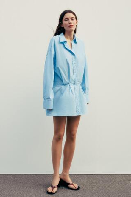 ZARA ПЛАТЬЕ-РУБАШКА СО СКЛАДКАМИ, ВОДЯНИСТО-ГОЛУБОЙ