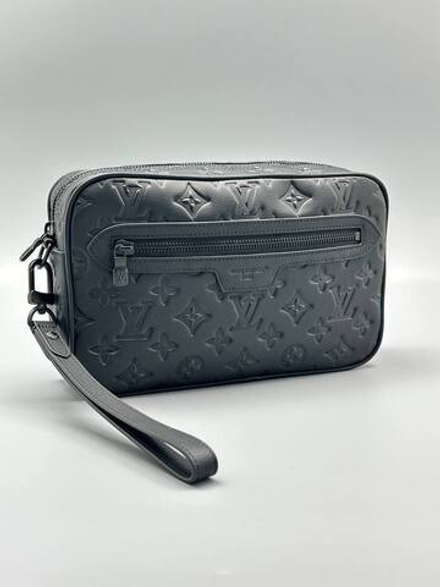 Клатч Louis Vuitton