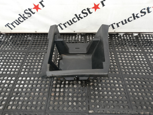 Корпус подножек левый