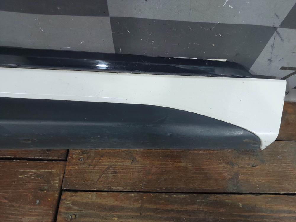 Накладка двери передней правой Exeed LX 19-нв Б/У Оригинал 609000293AA