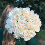 × 2 + 1 Вайт О'Хара — букет романтических ароматных роз