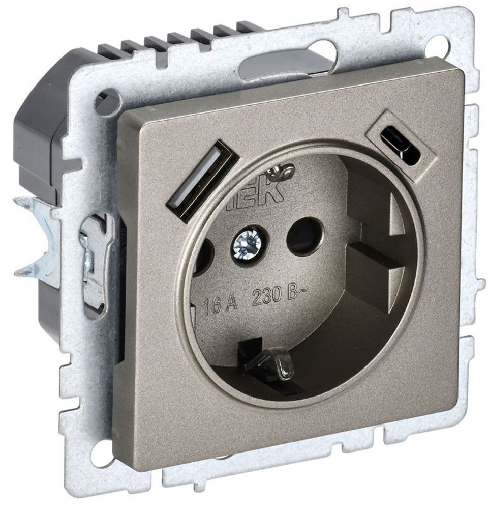 Розетка BRITE РЮш11-1-БрШ 16А с USB A+C 18Вт с заземл. защ. шторки механизм шампань IEK BR-R14-16-U22-018-K37 Розетка BRITE РЮш11-1-БрШ 16А с USB A+C 18Вт с заземл. защ. шторки механизм шампань IEK BR-R14-16-U22-018-K37