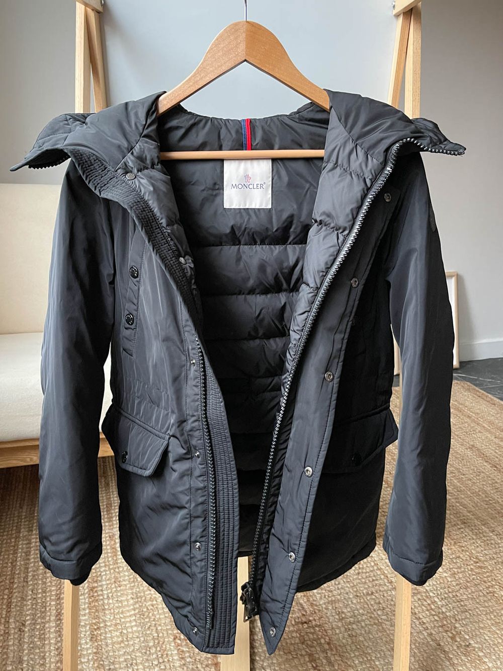 Пуховик Moncler