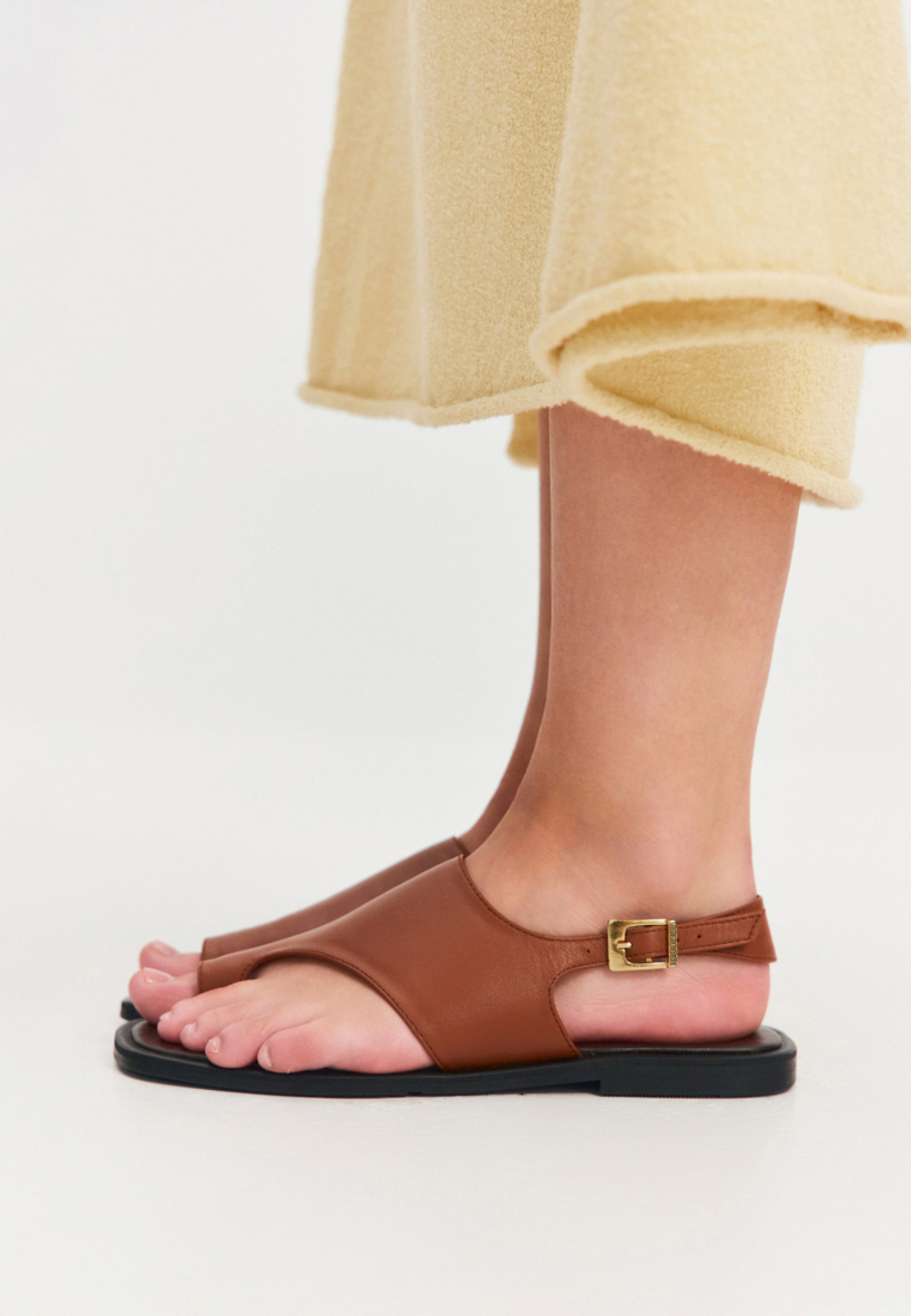 Сандалии // Medea // Ginger