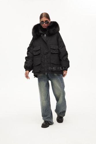 Черная объемная укороченная парка с капюшоном