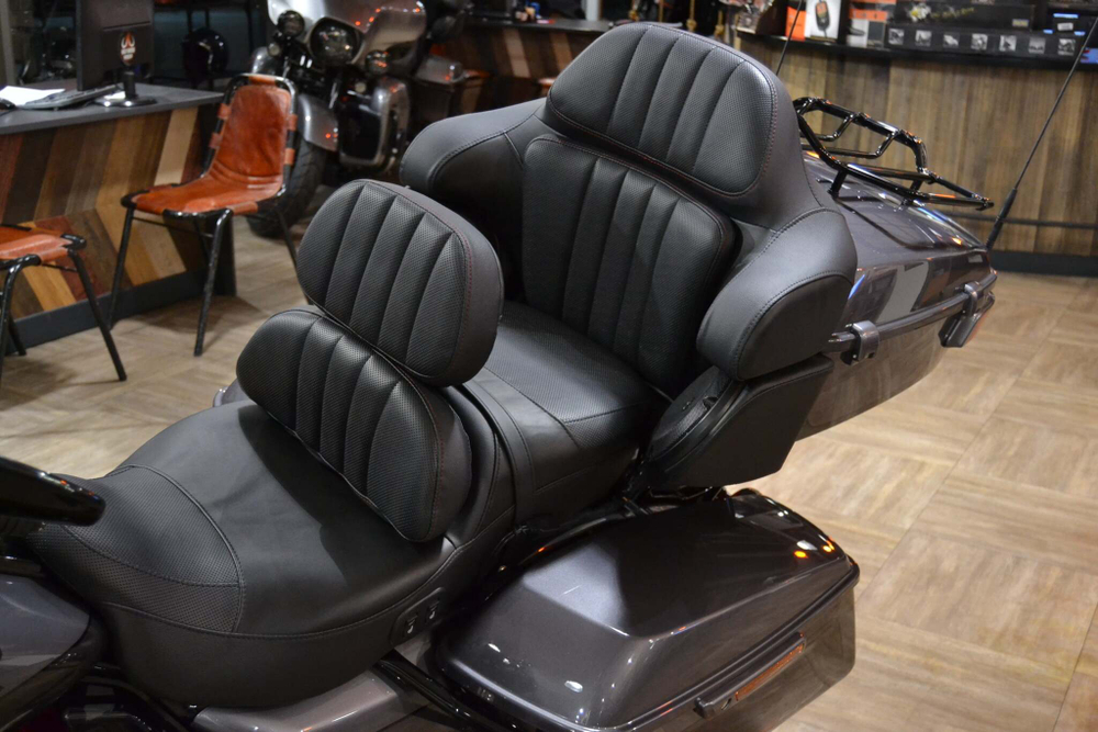 CVO™ Limited® (FLHTKSE), 2020 Harley-Davidson