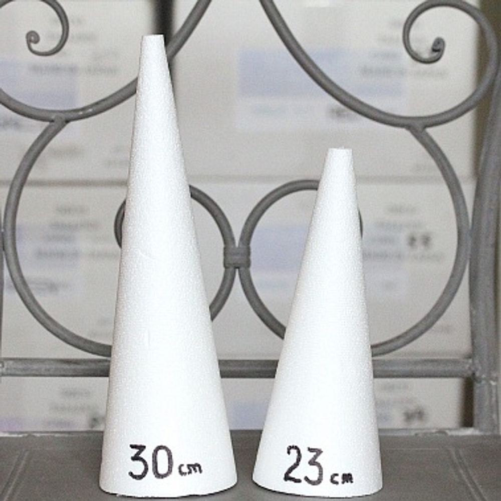 Конус из пенопласта (30 см.)