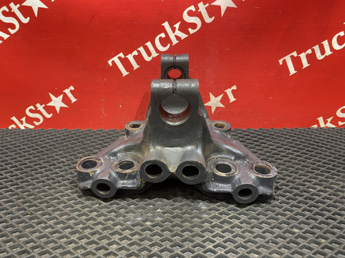 Кронштейн передней рессоры левый 2017г.