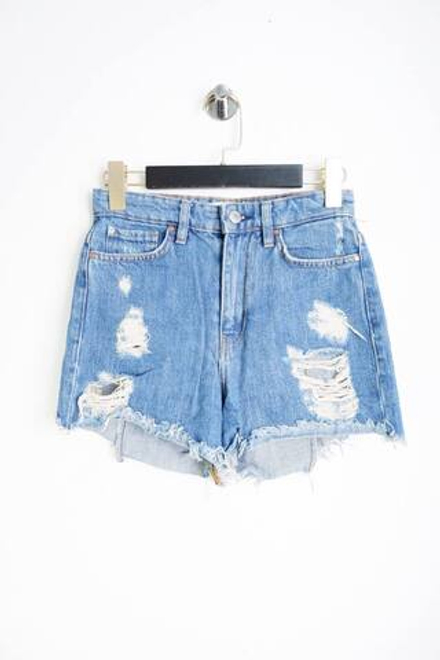 Шорты Guess для модных образов, маркировка 24, визуально на 42 размер