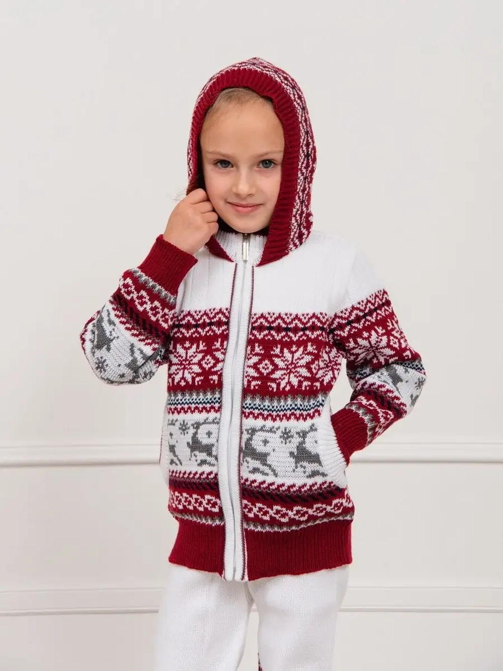 Кофта вязаная на молнии