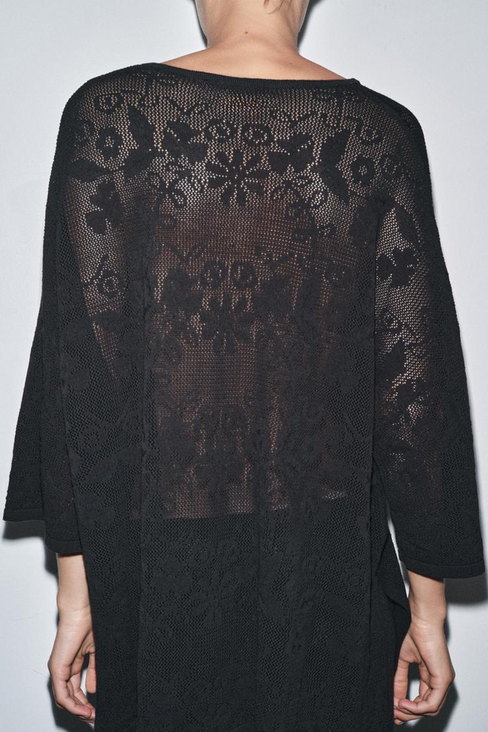 ZARA ТОП ОВЕРСАЙЗ ИЗ ТРИКОТАЖА С ЦВЕТОЧНЫМ РЕЛЬЕФОМ, ЧЕРНЫЙ