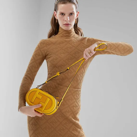 Чехол для камеры Fendi O'lock мини желтый