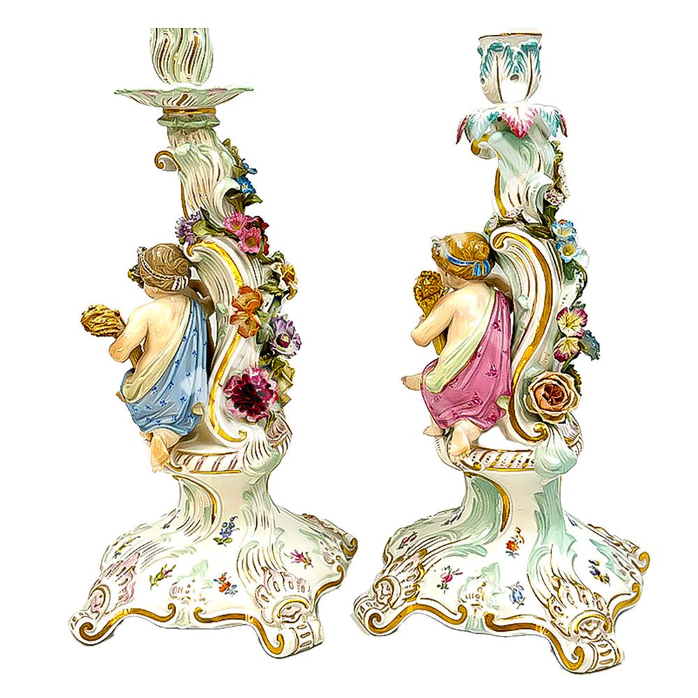 Подсвечник на две свечи. Фарфор, роспись золотом. 1919–1926 гг., Германия, Валлендорф, Фрауройт.