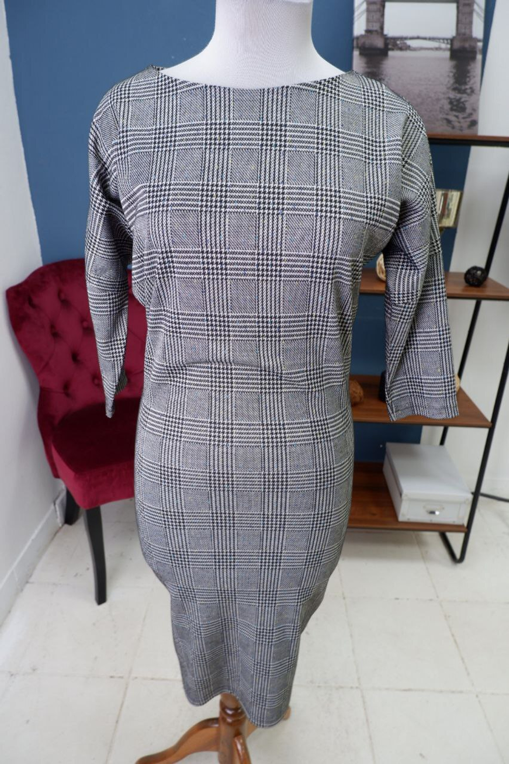 Платье Deniza красивое 44 размер, новое