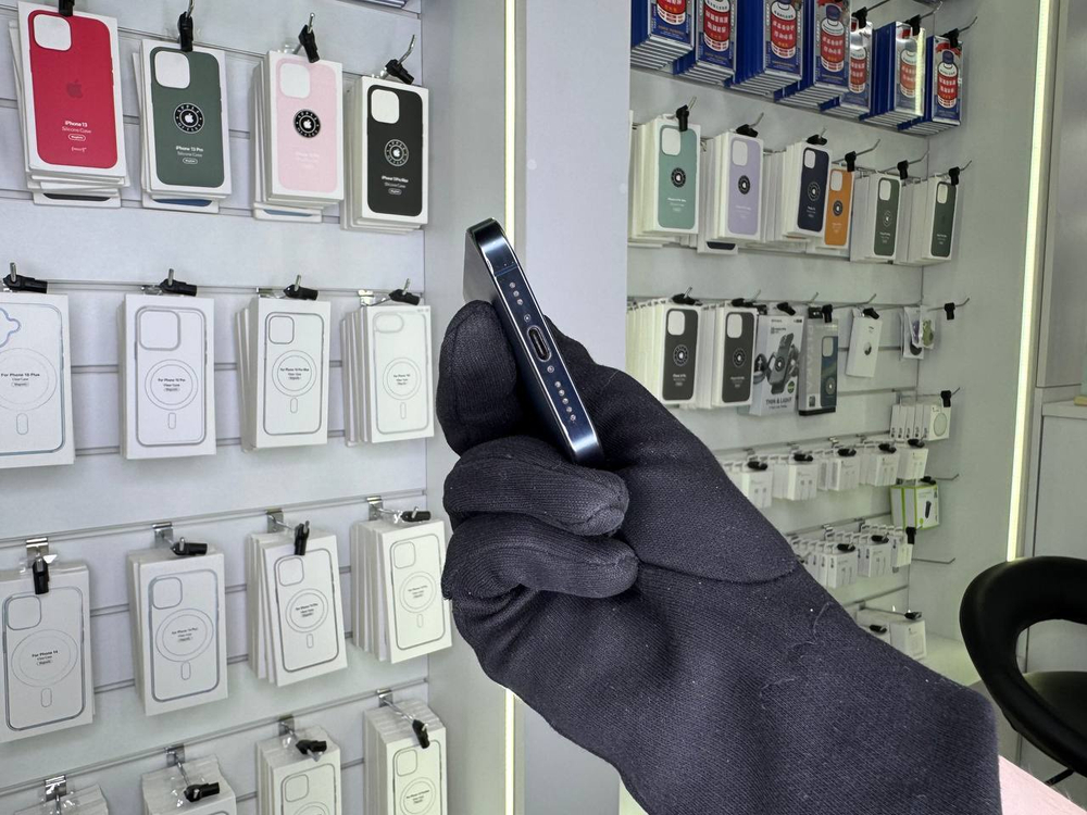 iPhone 15 Pro, 256 ГБ б/у