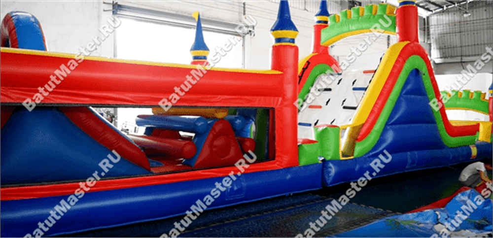 Надувная полоса препятствий "Нарвская крепость"