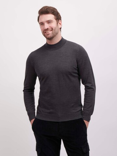 Джемпер с воротом стойкой Svevo