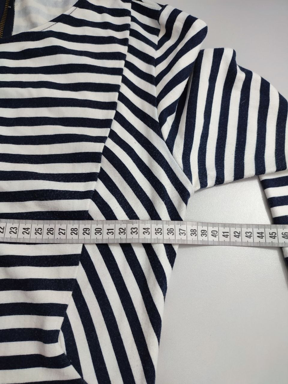 Платье Zara в полоску 44 размер