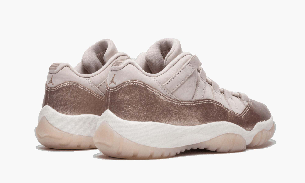Air Jordan 11 Retro WMNS Low "Rose Gold"